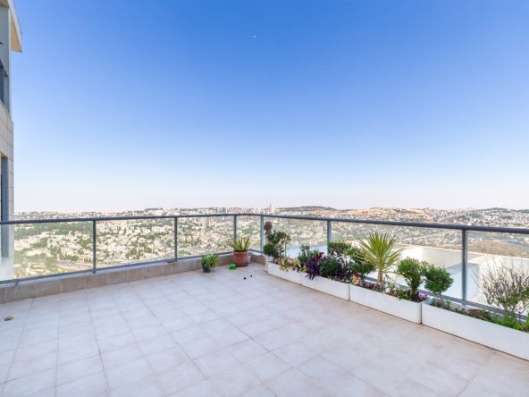 Katamon apartment